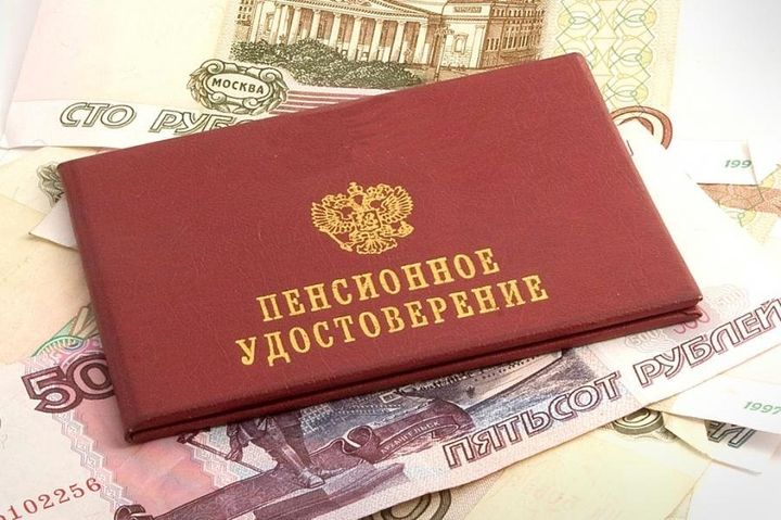 Выплата 10000 рублей пенсионерам в 2018 году: ждать или нет?