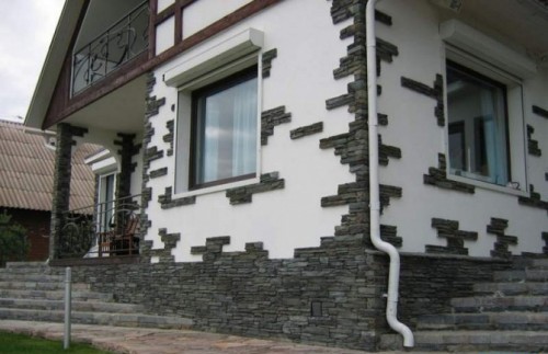 Отделка фасада дома искусственным камнем
